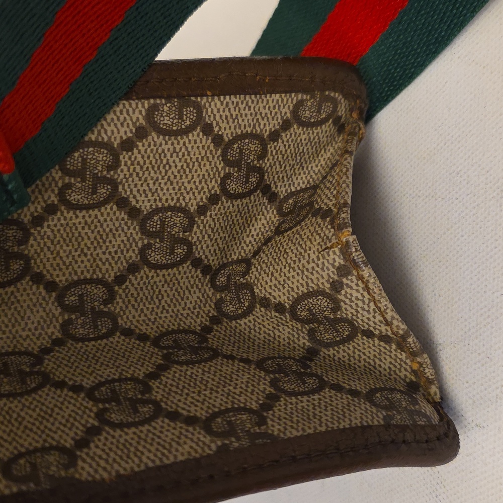 Gucci GG Supreme Zip Bag Clutch Pouch Crossbody Strap Vintage - Picture 13 of 16